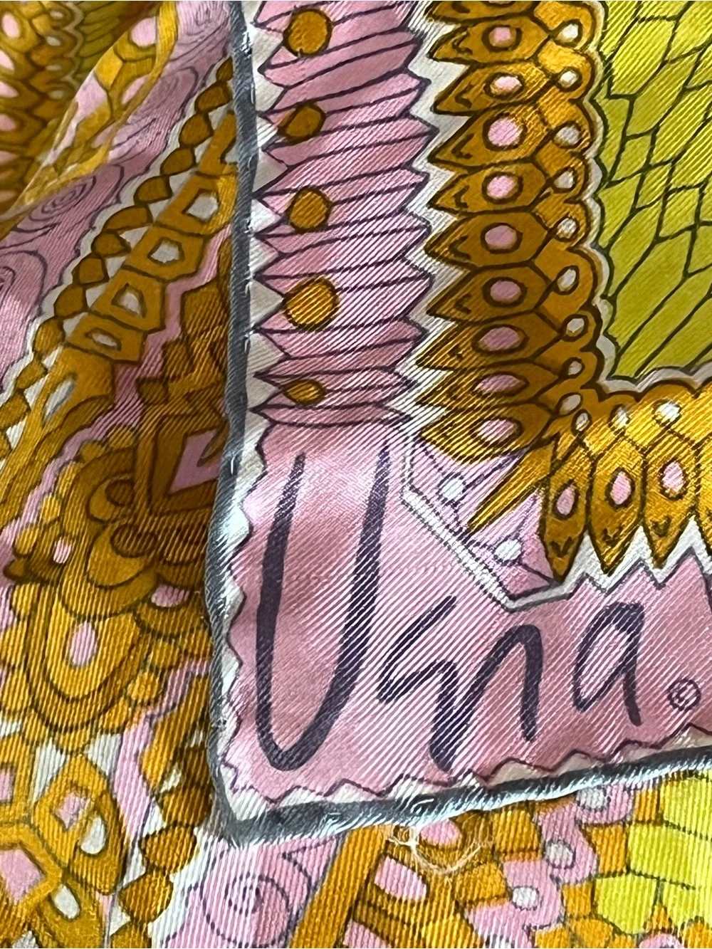 Vera Vintage Silk Paisley Square Scarf